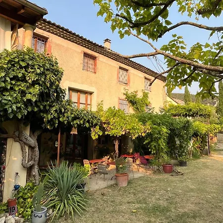 Bed & Breakfast L'ancienne Taverne D'hotes Et *